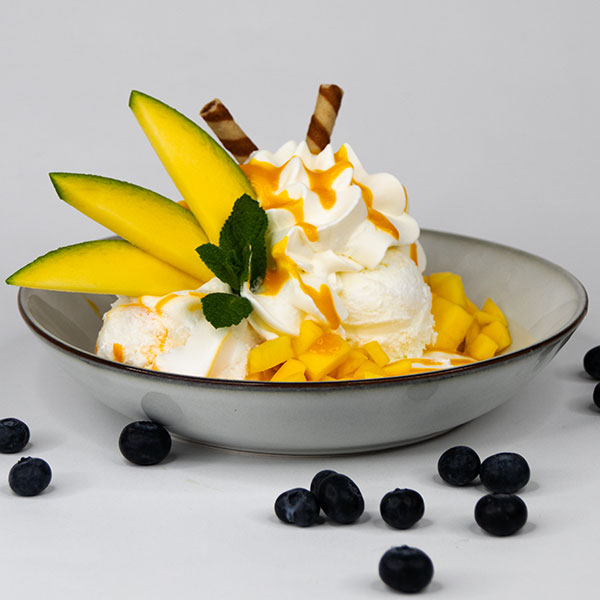 Yoghort-Mango Eisbecher